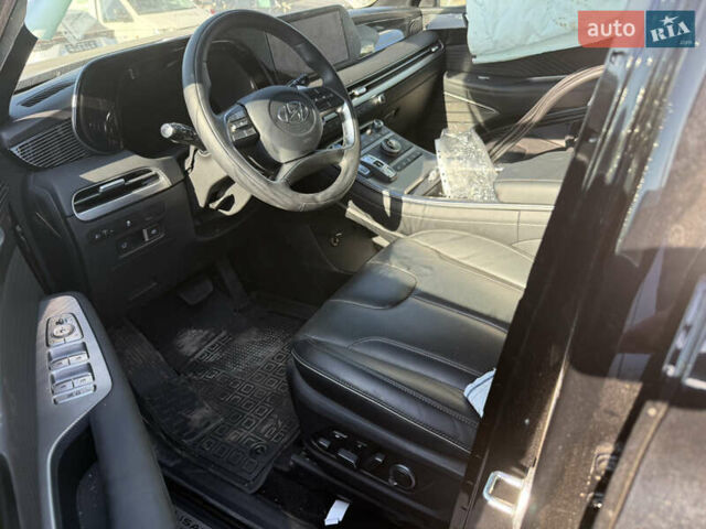 Черный Хендай Palisade, объемом двигателя 3.78 л и пробегом 15 тыс. км за 25000 $, фото 13 на Automoto.ua