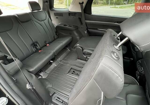 Черный Хендай Palisade, объемом двигателя 3.78 л и пробегом 13 тыс. км за 69500 $, фото 74 на Automoto.ua