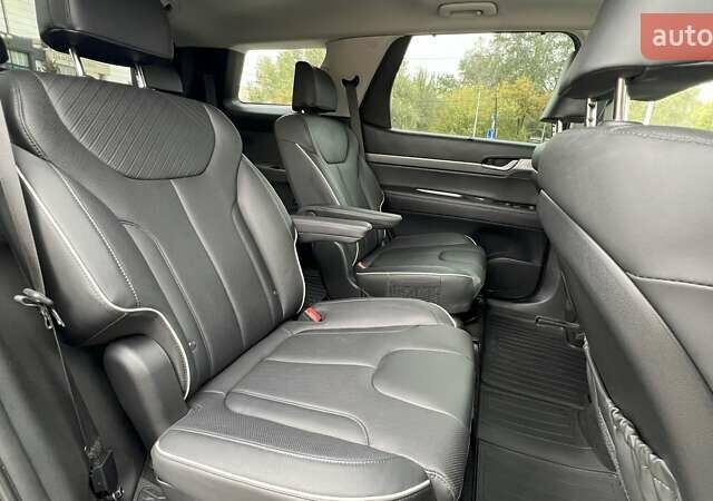 Черный Хендай Palisade, объемом двигателя 3.78 л и пробегом 13 тыс. км за 69500 $, фото 82 на Automoto.ua