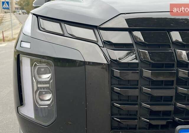 Черный Хендай Palisade, объемом двигателя 3.78 л и пробегом 13 тыс. км за 69500 $, фото 15 на Automoto.ua