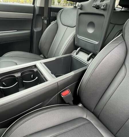 Черный Хендай Palisade, объемом двигателя 3.78 л и пробегом 13 тыс. км за 69500 $, фото 94 на Automoto.ua