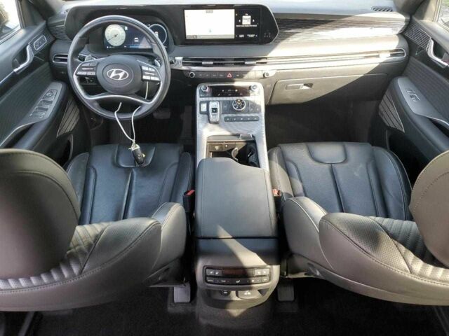 Красный Хендай Palisade, объемом двигателя 3.8 л и пробегом 22 тыс. км за 33000 $, фото 7 на Automoto.ua