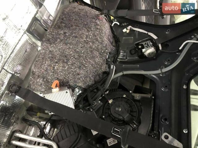 Серый Хендай Palisade, объемом двигателя 3.78 л и пробегом 72 тыс. км за 42000 $, фото 49 на Automoto.ua