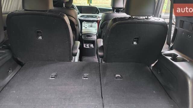 Серый Хендай Palisade, объемом двигателя 3.78 л и пробегом 72 тыс. км за 42000 $, фото 38 на Automoto.ua