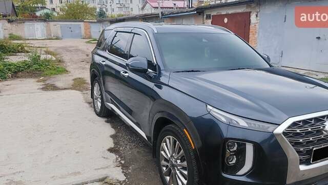 Серый Хендай Palisade, объемом двигателя 3.78 л и пробегом 72 тыс. км за 42000 $, фото 2 на Automoto.ua