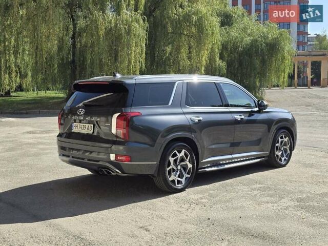 Серый Хендай Palisade, объемом двигателя 3.78 л и пробегом 42 тыс. км за 44999 $, фото 3 на Automoto.ua