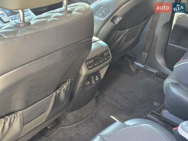Серый Хендай Palisade, объемом двигателя 3.78 л и пробегом 42 тыс. км за 44999 $, фото 28 на Automoto.ua