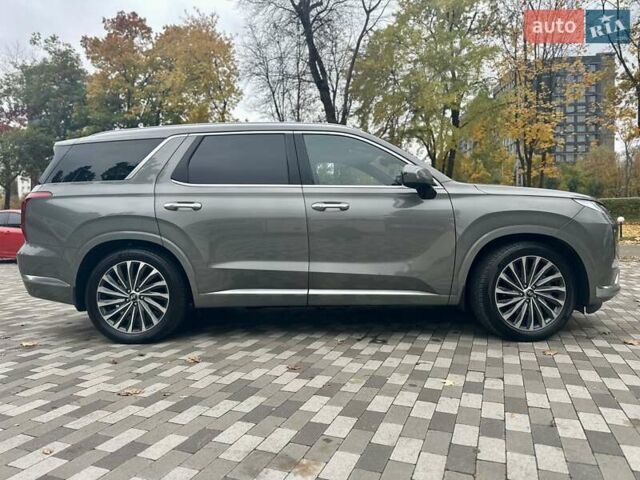 Сірий Хендай Palisade, об'ємом двигуна 3.78 л та пробігом 27 тис. км за 57000 $, фото 5 на Automoto.ua