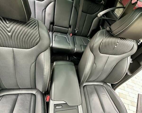 Сірий Хендай Palisade, об'ємом двигуна 3.78 л та пробігом 27 тис. км за 57000 $, фото 28 на Automoto.ua