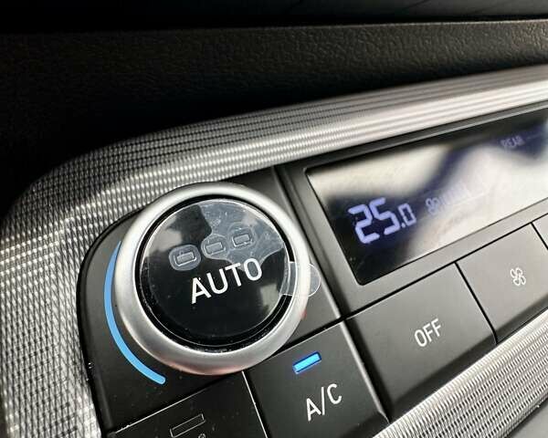 Сірий Хендай Palisade, об'ємом двигуна 3.78 л та пробігом 27 тис. км за 57000 $, фото 41 на Automoto.ua