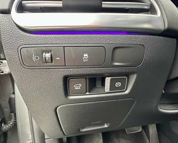 Сірий Хендай Palisade, об'ємом двигуна 3.78 л та пробігом 27 тис. км за 57000 $, фото 38 на Automoto.ua