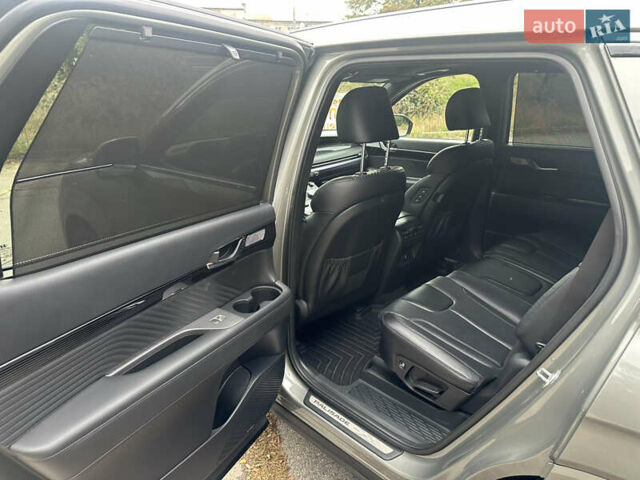 Сірий Хендай Palisade, об'ємом двигуна 2.2 л та пробігом 93 тис. км за 50800 $, фото 26 на Automoto.ua