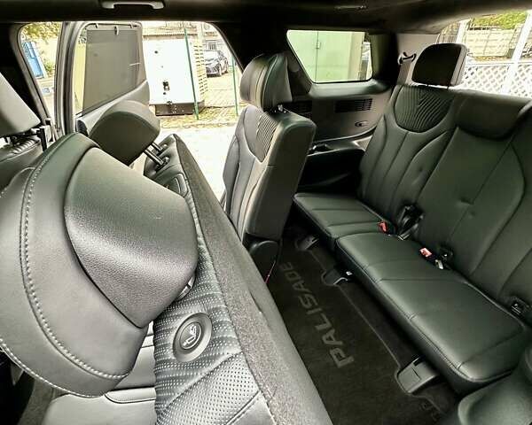 Сірий Хендай Palisade, об'ємом двигуна 3.78 л та пробігом 27 тис. км за 57000 $, фото 32 на Automoto.ua