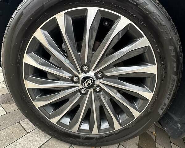 Сірий Хендай Palisade, об'ємом двигуна 3.78 л та пробігом 27 тис. км за 57000 $, фото 46 на Automoto.ua