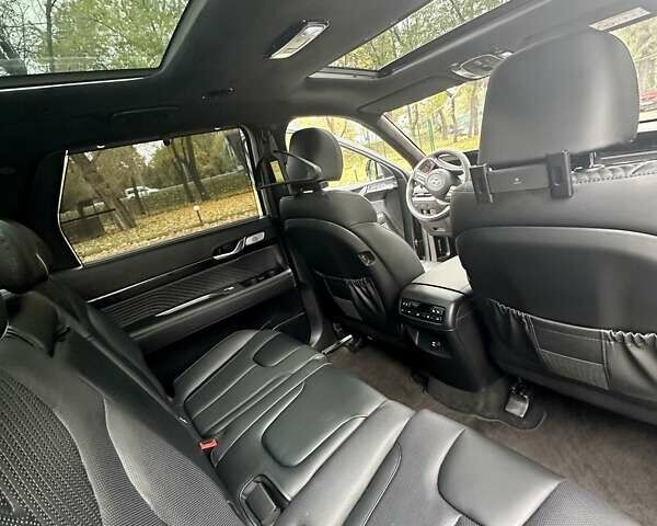 Сірий Хендай Palisade, об'ємом двигуна 3.78 л та пробігом 27 тис. км за 57000 $, фото 24 на Automoto.ua