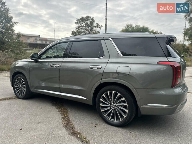 Сірий Хендай Palisade, об'ємом двигуна 2.2 л та пробігом 93 тис. км за 50800 $, фото 4 на Automoto.ua