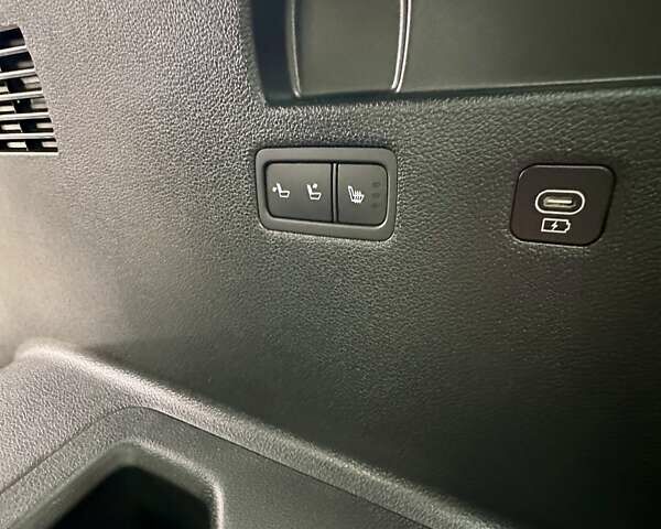 Сірий Хендай Palisade, об'ємом двигуна 3.78 л та пробігом 27 тис. км за 57000 $, фото 33 на Automoto.ua