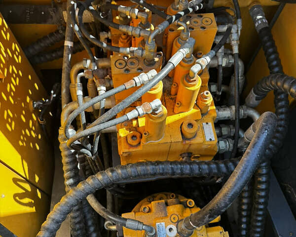 Хендай R 200-W7, об'ємом двигуна 0 л та пробігом 0 тис. км за 42000 $, фото 47 на Automoto.ua