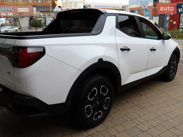 Белый Хендай Santa Cruz, объемом двигателя 2.5 л и пробегом 22 тыс. км за 34900 $, фото 2 на Automoto.ua