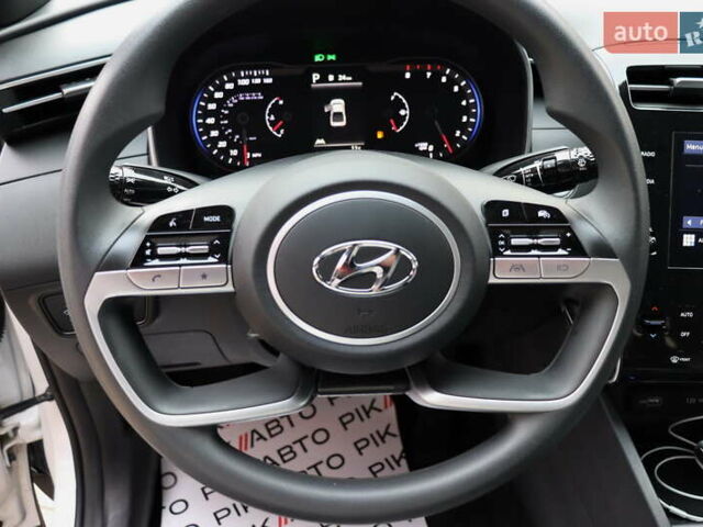 Белый Хендай Santa Cruz, объемом двигателя 2.5 л и пробегом 22 тыс. км за 34900 $, фото 21 на Automoto.ua