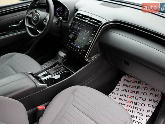 Белый Хендай Santa Cruz, объемом двигателя 2.5 л и пробегом 22 тыс. км за 34900 $, фото 38 на Automoto.ua