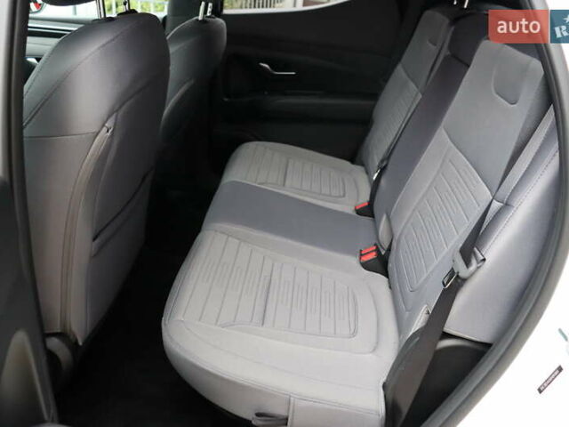 Белый Хендай Santa Cruz, объемом двигателя 2.5 л и пробегом 22 тыс. км за 34900 $, фото 45 на Automoto.ua