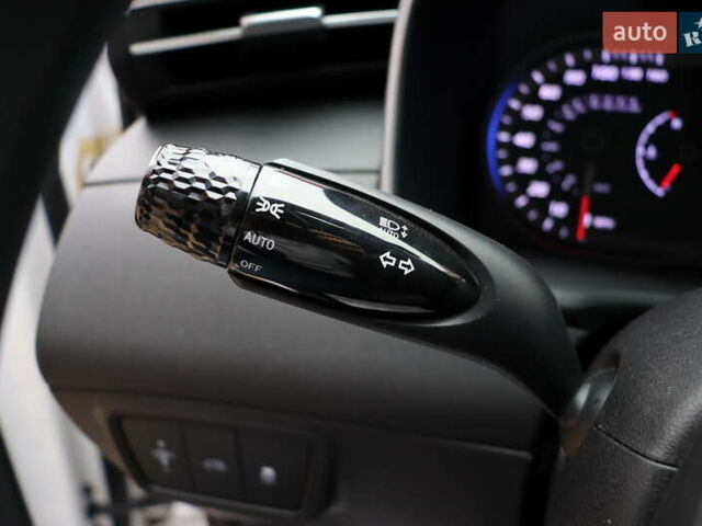 Белый Хендай Santa Cruz, объемом двигателя 2.5 л и пробегом 22 тыс. км за 34900 $, фото 23 на Automoto.ua