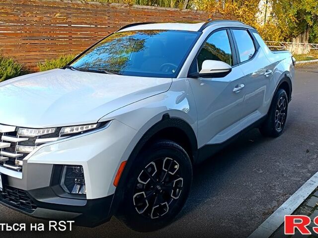 Белый Хендай Santa Cruz, объемом двигателя 2.5 л и пробегом 11 тыс. км за 36400 $, фото 2 на Automoto.ua