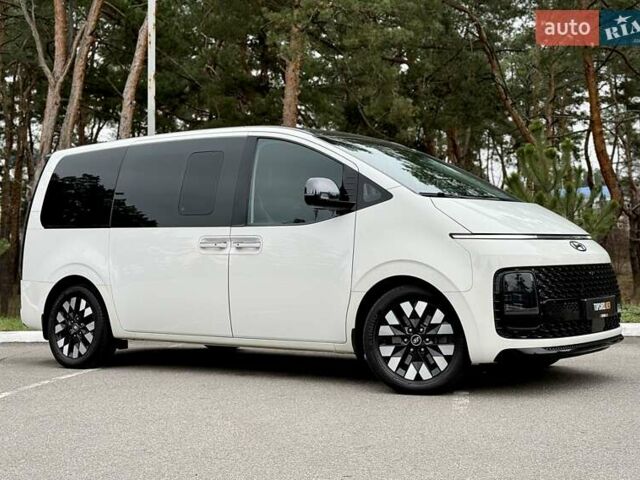 Белый Хендай Staria, объемом двигателя 2.2 л и пробегом 98 тыс. км за 45999 $, фото 21 на Automoto.ua