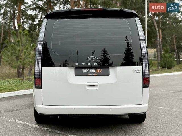 Белый Хендай Staria, объемом двигателя 2.2 л и пробегом 98 тыс. км за 45999 $, фото 14 на Automoto.ua
