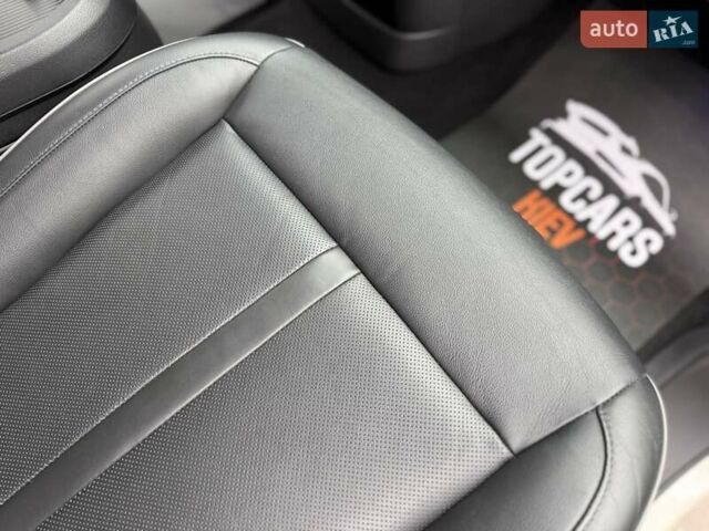 Белый Хендай Staria, объемом двигателя 2.2 л и пробегом 98 тыс. км за 45999 $, фото 36 на Automoto.ua