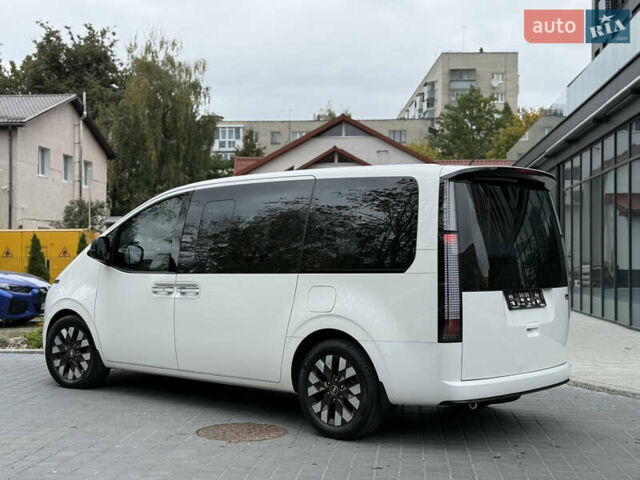 Белый Хендай Staria, объемом двигателя 2.2 л и пробегом 77 тыс. км за 46500 $, фото 17 на Automoto.ua