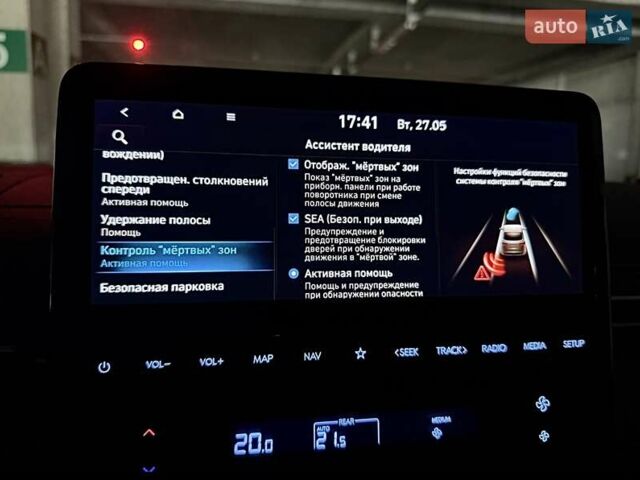 Белый Хендай Staria, объемом двигателя 2.2 л и пробегом 98 тыс. км за 45999 $, фото 97 на Automoto.ua