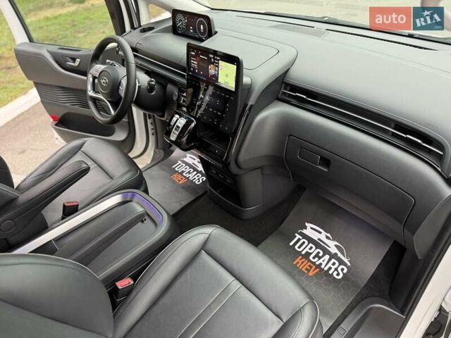 Белый Хендай Staria, объемом двигателя 2.2 л и пробегом 98 тыс. км за 45999 $, фото 33 на Automoto.ua