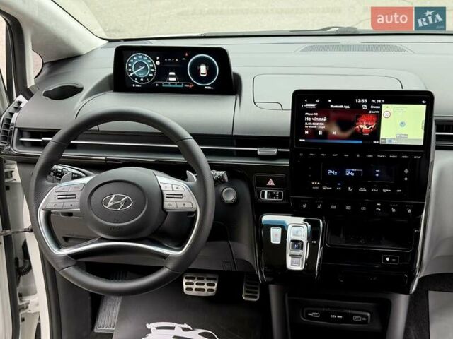 Белый Хендай Staria, объемом двигателя 2.2 л и пробегом 98 тыс. км за 45999 $, фото 69 на Automoto.ua