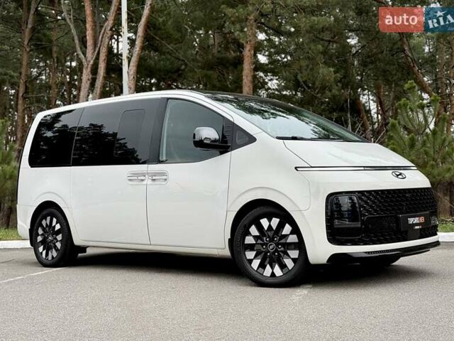 Белый Хендай Staria, объемом двигателя 2.2 л и пробегом 98 тыс. км за 45999 $, фото 22 на Automoto.ua