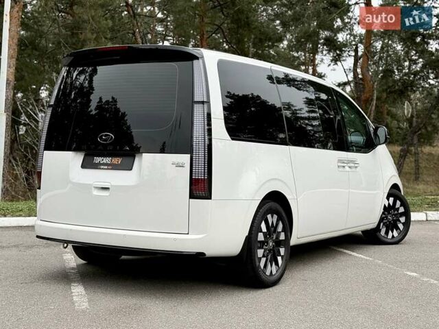 Белый Хендай Staria, объемом двигателя 2.2 л и пробегом 98 тыс. км за 45999 $, фото 16 на Automoto.ua