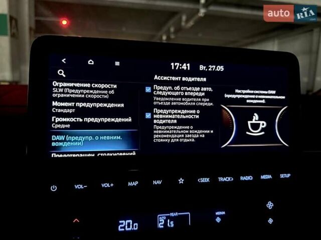 Белый Хендай Staria, объемом двигателя 2.2 л и пробегом 98 тыс. км за 45999 $, фото 94 на Automoto.ua