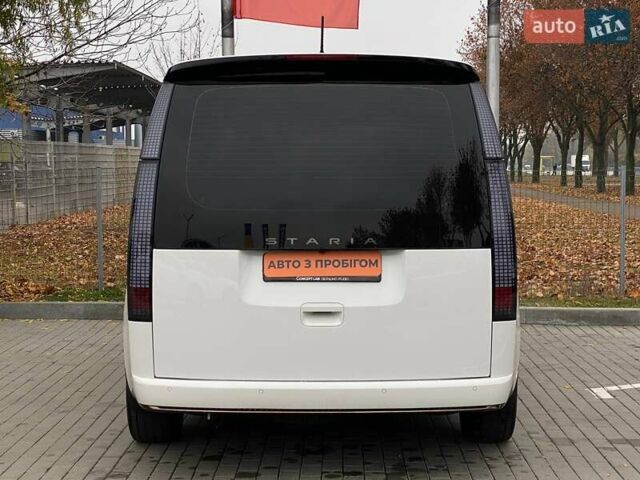 Білий Хендай Staria, об'ємом двигуна 2.2 л та пробігом 77 тис. км за 48999 $, фото 6 на Automoto.ua
