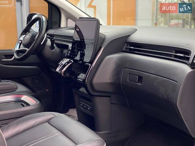 Білий Хендай Staria, об'ємом двигуна 2.2 л та пробігом 77 тис. км за 48999 $, фото 11 на Automoto.ua