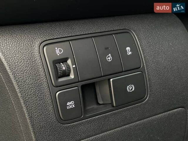 Белый Хендай Staria, объемом двигателя 2.2 л и пробегом 77 тыс. км за 49000 $, фото 17 на Automoto.ua