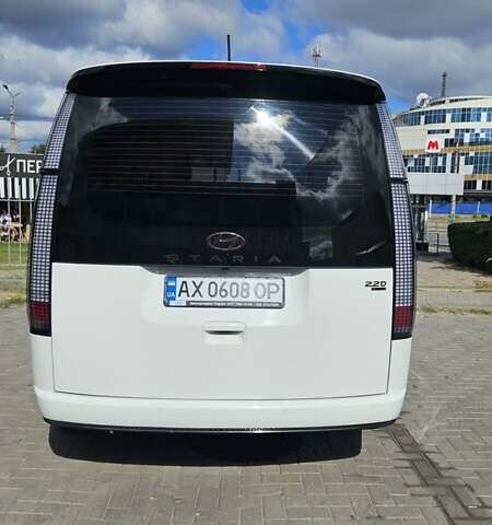 Білий Хендай Staria, об'ємом двигуна 2.2 л та пробігом 78 тис. км за 50500 $, фото 9 на Automoto.ua