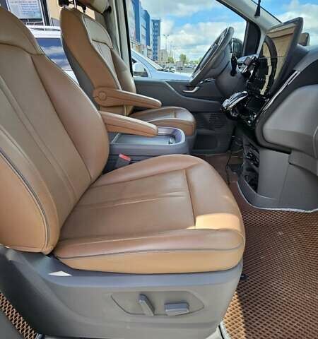 Белый Хендай Staria, объемом двигателя 2.2 л и пробегом 78 тыс. км за 49500 $, фото 19 на Automoto.ua