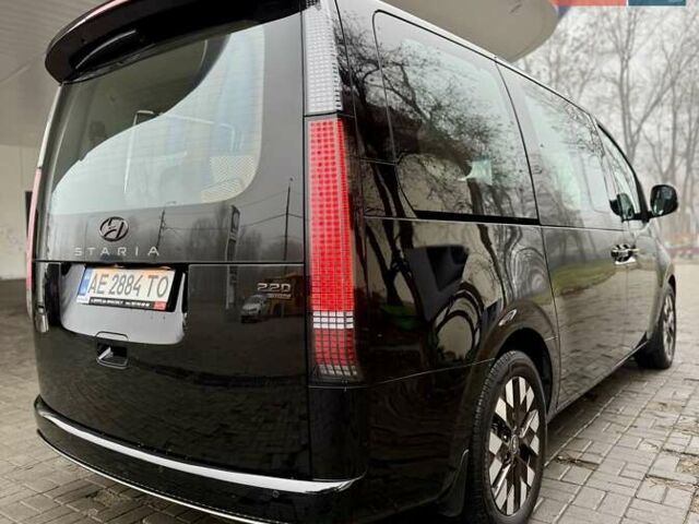 Чорний Хендай Staria, об'ємом двигуна 2.2 л та пробігом 8 тис. км за 59500 $, фото 13 на Automoto.ua