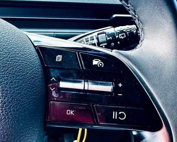 Черный Хендай Staria, объемом двигателя 2.2 л и пробегом 11 тыс. км за 42000 $, фото 22 на Automoto.ua