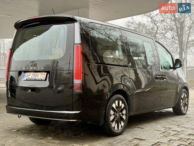 Чорний Хендай Staria, об'ємом двигуна 2.2 л та пробігом 8 тис. км за 59500 $, фото 14 на Automoto.ua