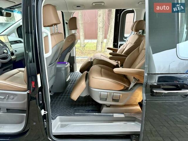 Чорний Хендай Staria, об'ємом двигуна 2.2 л та пробігом 8 тис. км за 59500 $, фото 27 на Automoto.ua