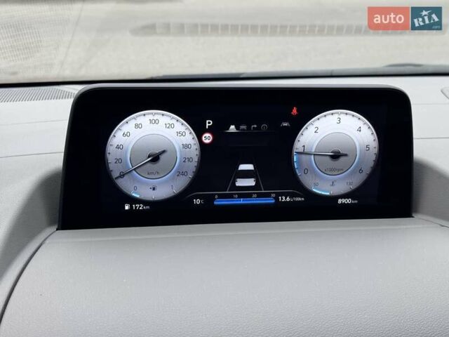 Чорний Хендай Staria, об'ємом двигуна 2.2 л та пробігом 8 тис. км за 51000 $, фото 12 на Automoto.ua