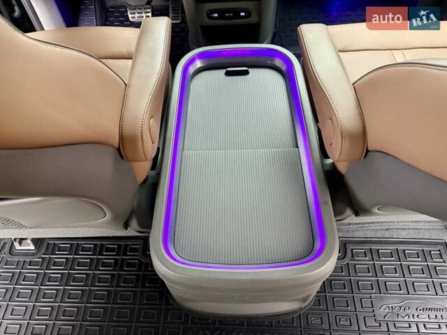 Чорний Хендай Staria, об'ємом двигуна 2.2 л та пробігом 8 тис. км за 59500 $, фото 39 на Automoto.ua