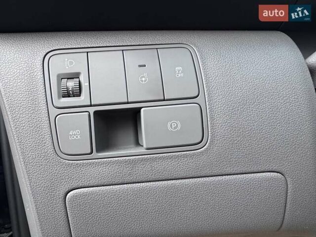 Чорний Хендай Staria, об'ємом двигуна 2.2 л та пробігом 8 тис. км за 51000 $, фото 14 на Automoto.ua